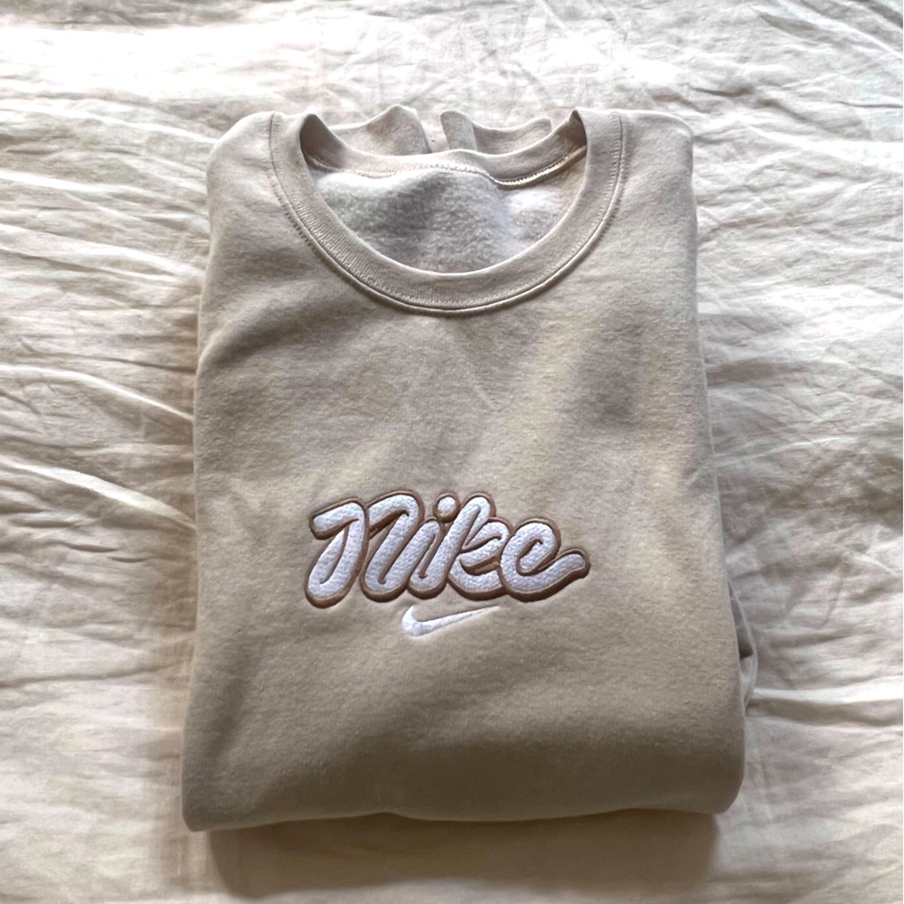 Custom Nike Crewneck (Oversized fit)